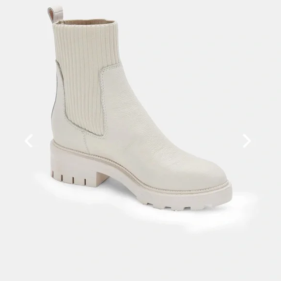 NWT Dolce Vita Linza Booties in Ivory Leather - Picture 2 of 6